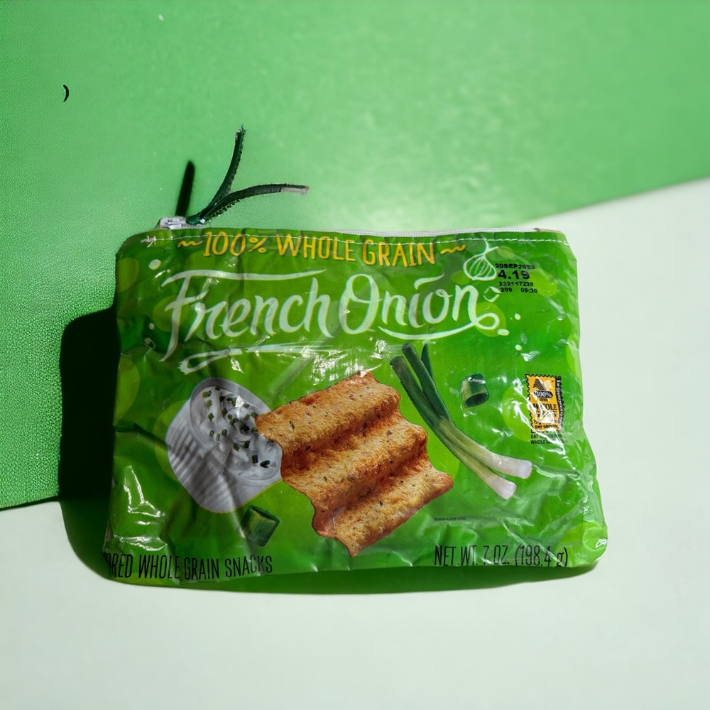 Sun Chips Clutch Purse Bag 100% Whole Grain French Onion Flavor Zipper Closure